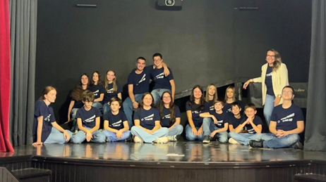 albanischeis Musiktheater 2025