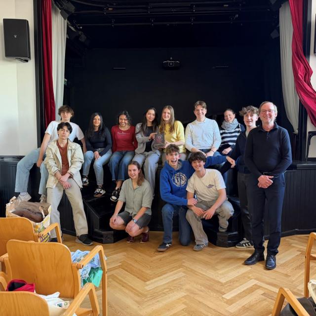 Foto mit WPG Schüler - Digitaler Humanismus - News